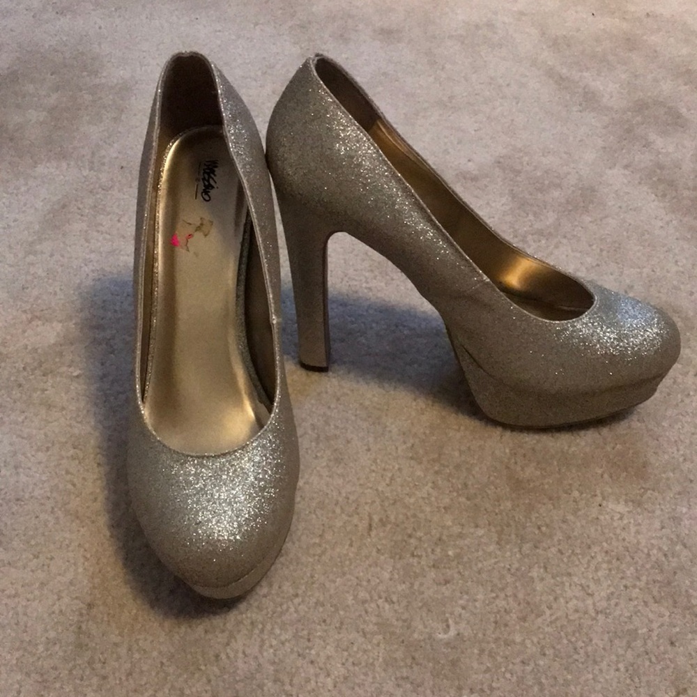 Gold glitter platform heels